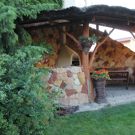 Agro Relax Nowodwor Hotel Exterior photo