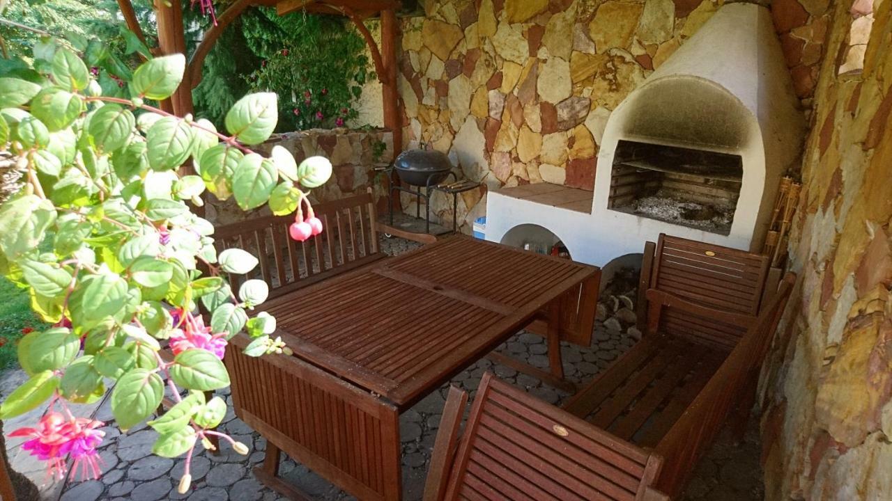Agro Relax Nowodwor Hotel Exterior photo